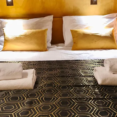 Apartament Boogie Papillon 12 *